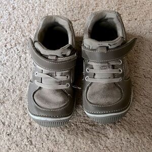 Stride Rite Wes Leather Sneaker 9W